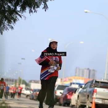 Runner Photo 6007070
