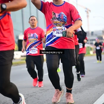 Runner Photo 6007085