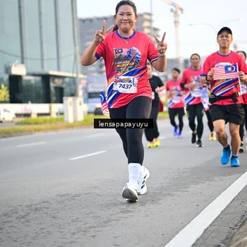 Runner Photo 6007087