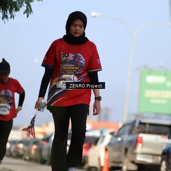Runner Photo 6007101