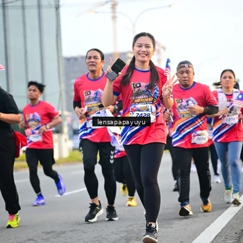 Runner Photo 6007105
