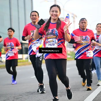 Runner Photo 6007110