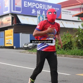 Runner Photo 6007112