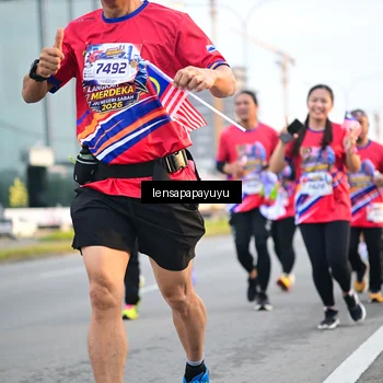 Runner Photo 6007118