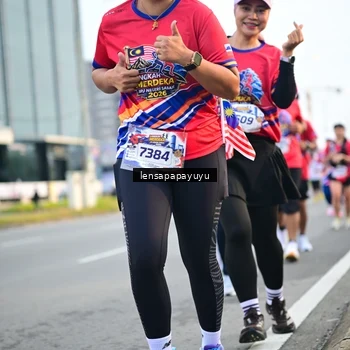 Runner Photo 6007127