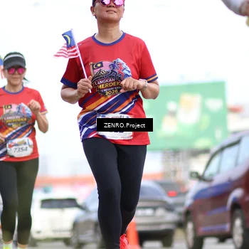Runner Photo 6007142