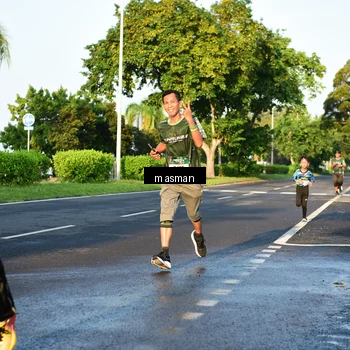 Runner Photo 6007157