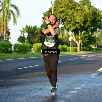 Runner Photo 6007159
