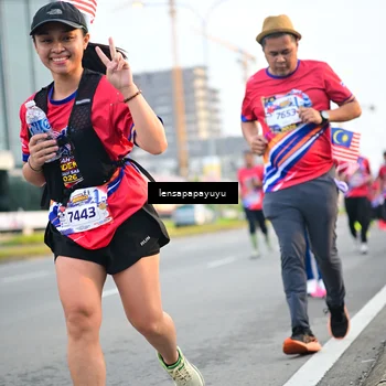 Runner Photo 6007176