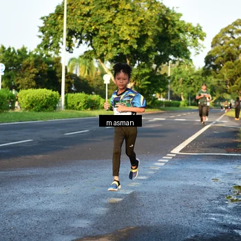 Runner Photo 6007183