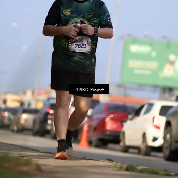 Runner Photo 6007184