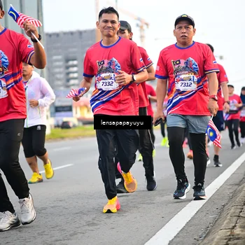Runner Photo 6007190