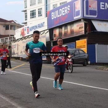 Runner Photo 6007199