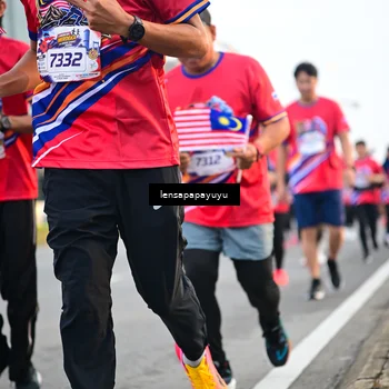 Runner Photo 6007210