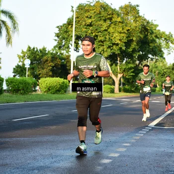 Runner Photo 6007211