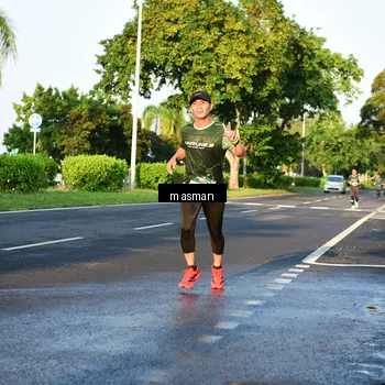 Runner Photo 6007216