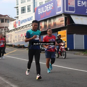 Runner Photo 6007217