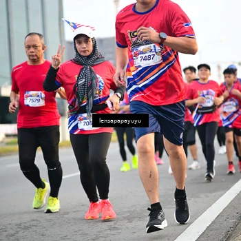 Runner Photo 6007222