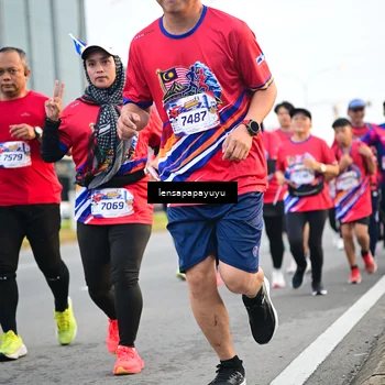 Runner Photo 6007231