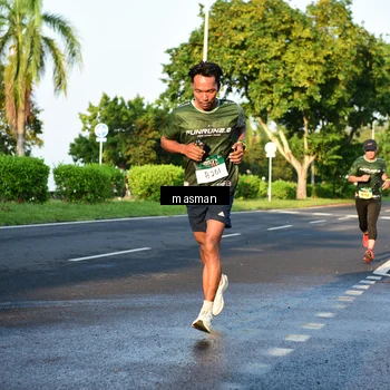 Runner Photo 6007234