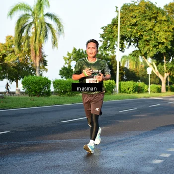 Runner Photo 6007240
