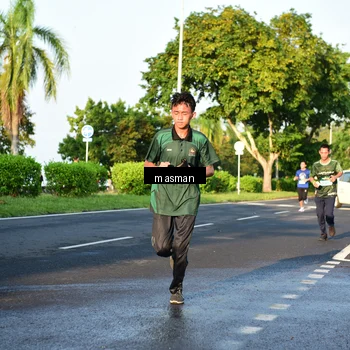 Runner Photo 6007241