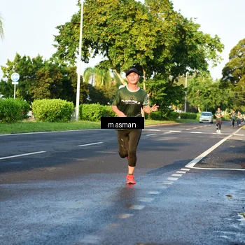 Runner Photo 6007249
