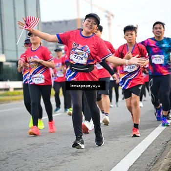Runner Photo 6007250