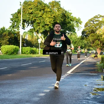 Runner Photo 6007263