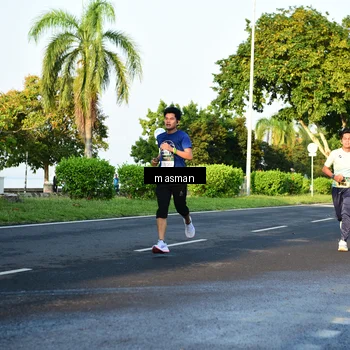 Runner Photo 6007264