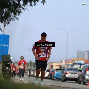 Runner Photo 6007270