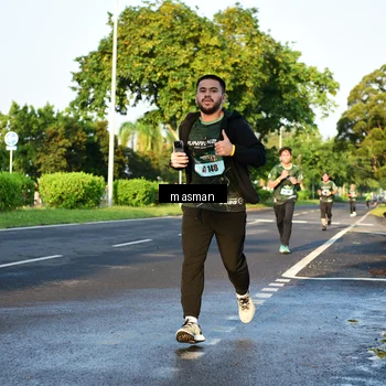 Runner Photo 6007272