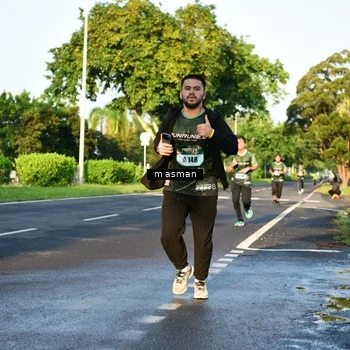 Runner Photo 6007287