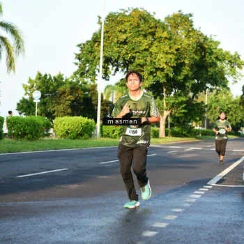 Runner Photo 6007291