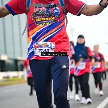 Runner Photo 6007292