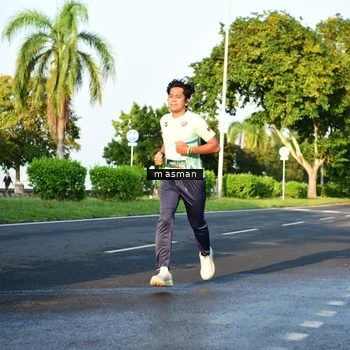 Runner Photo 6007302