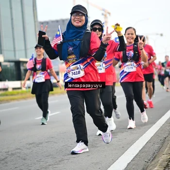 Runner Photo 6007304