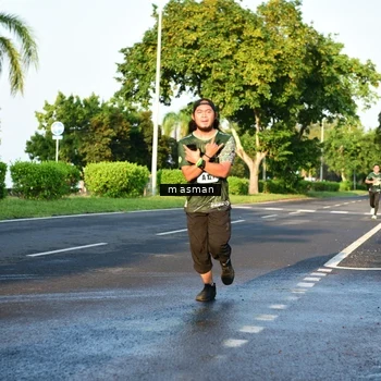 Runner Photo 6007305