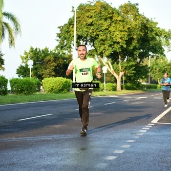 Runner Photo 6007314
