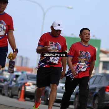 Runner Photo 6007328