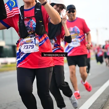 Runner Photo 6007336