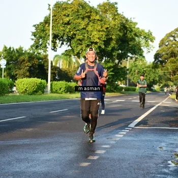 Runner Photo 6007345