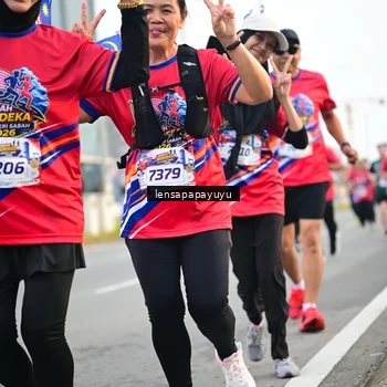 Runner Photo 6007363