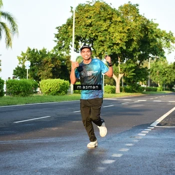 Runner Photo 6007366