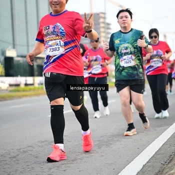 Runner Photo 6007367