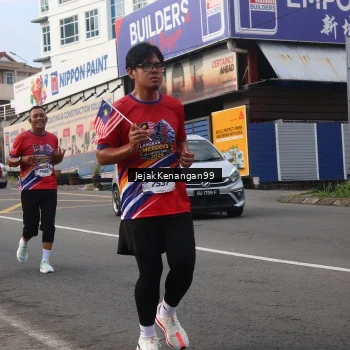 Runner Photo 6007385