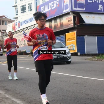 Runner Photo 6007386