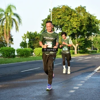 Runner Photo 6007410