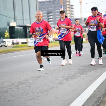 Runner Photo 6007420