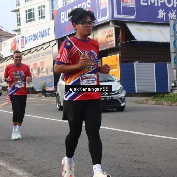 Runner Photo 6007421